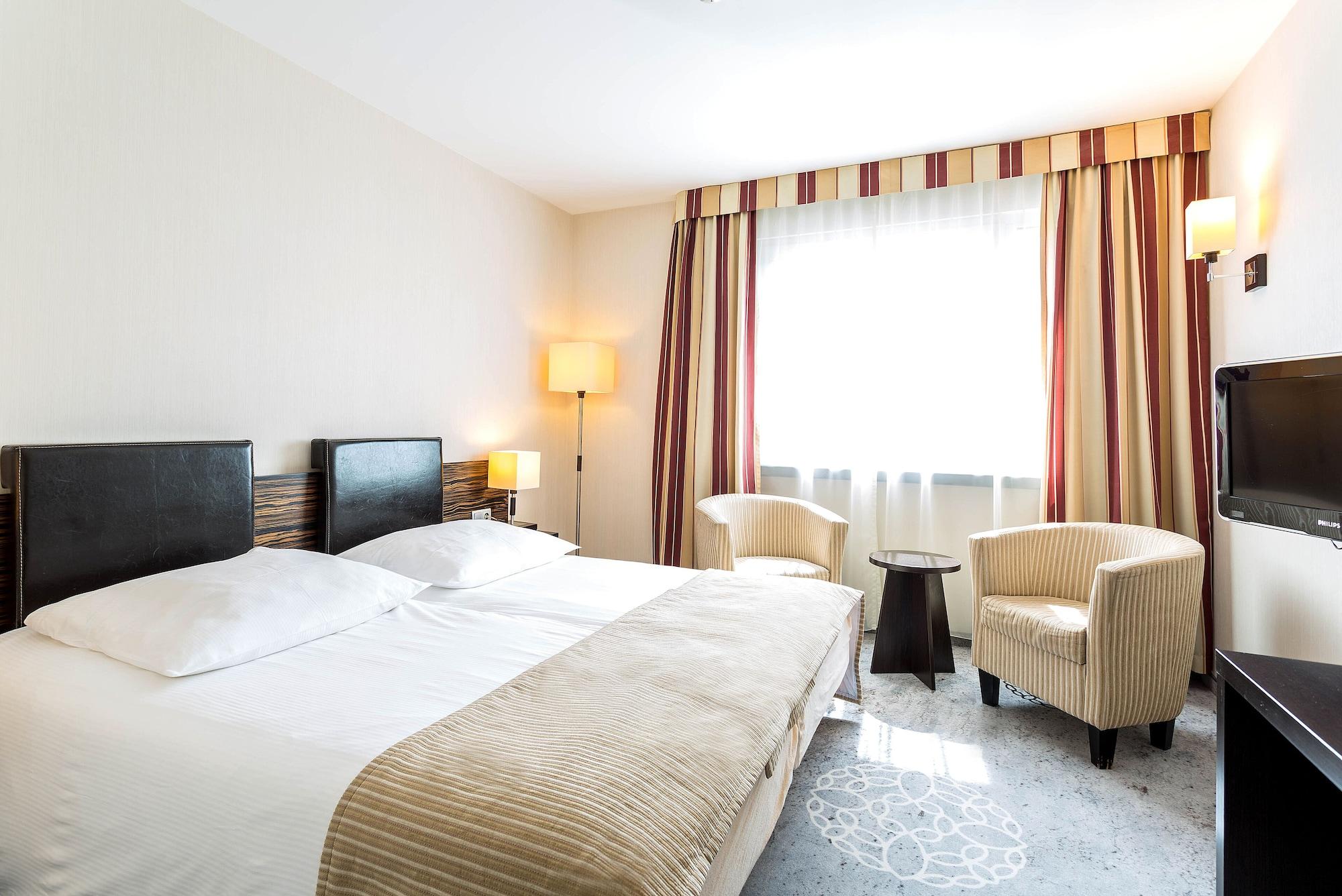 Hotel Qubus 4*
