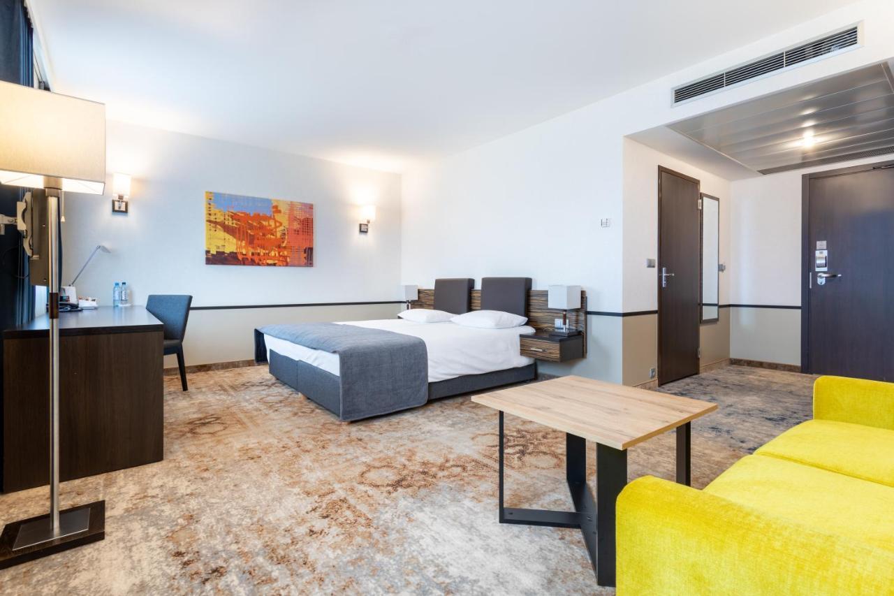 Qubus Hotel